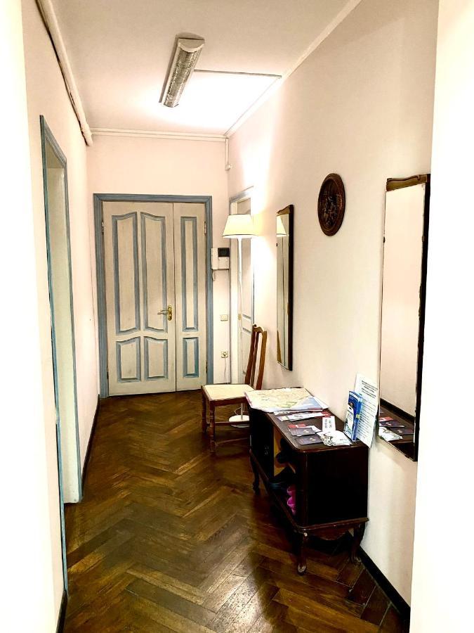Tapki Hostel Odessa Exterior photo